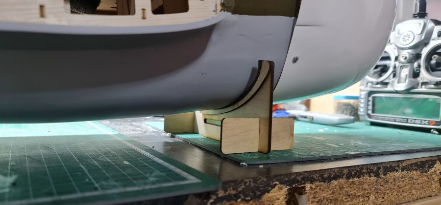 Lasercut Fuselage Stand – Your Final Vinyl